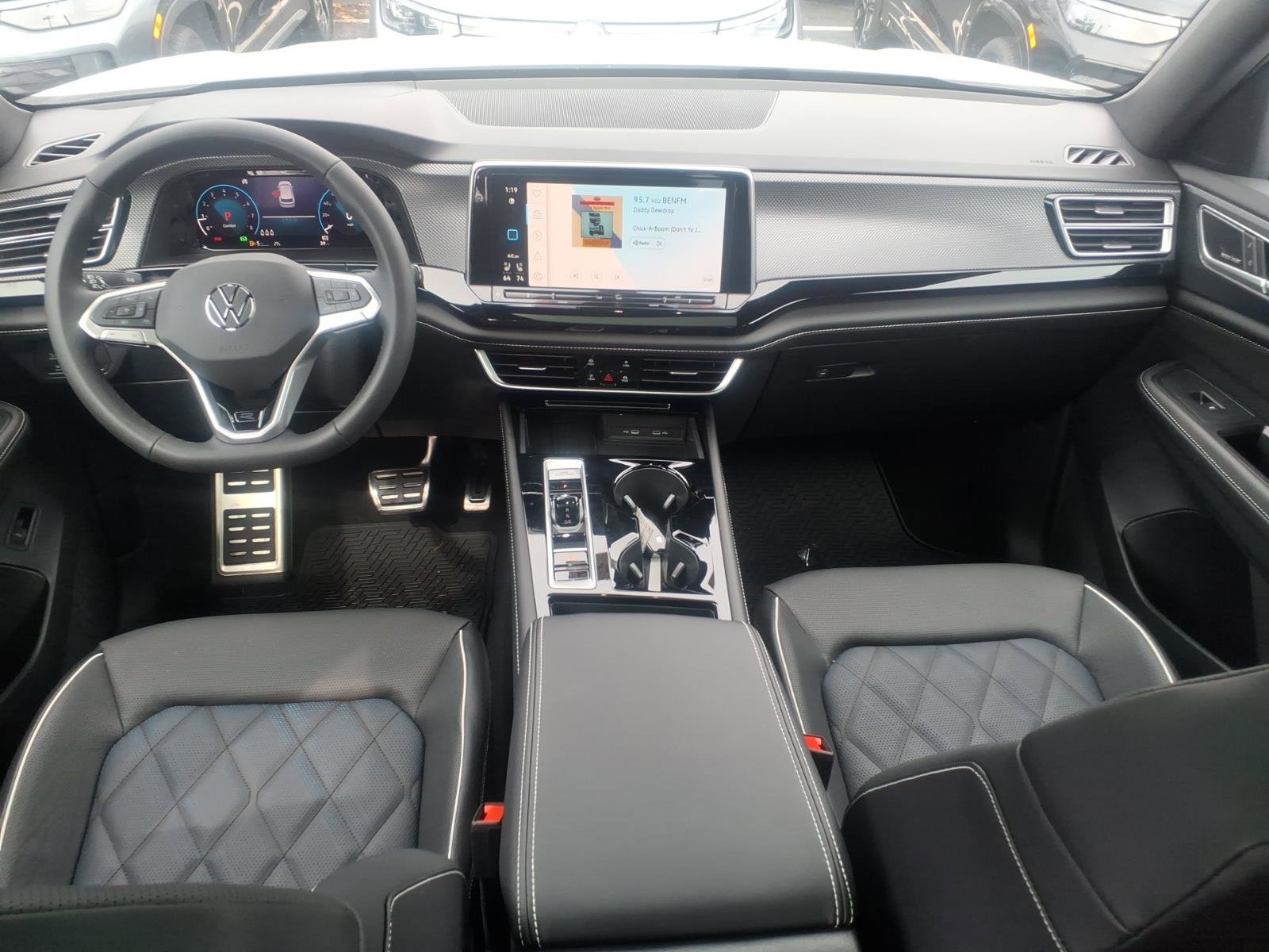 New 2026 Volkswagen Atlas Cross Sport SEL Premium R-Line image 10