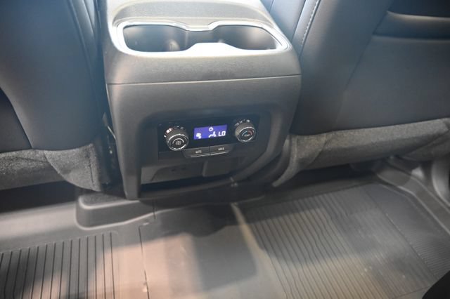New 2026 Chevrolet Traverse Z71 w/ Enhanced Driving Package AWD/4WD image 26