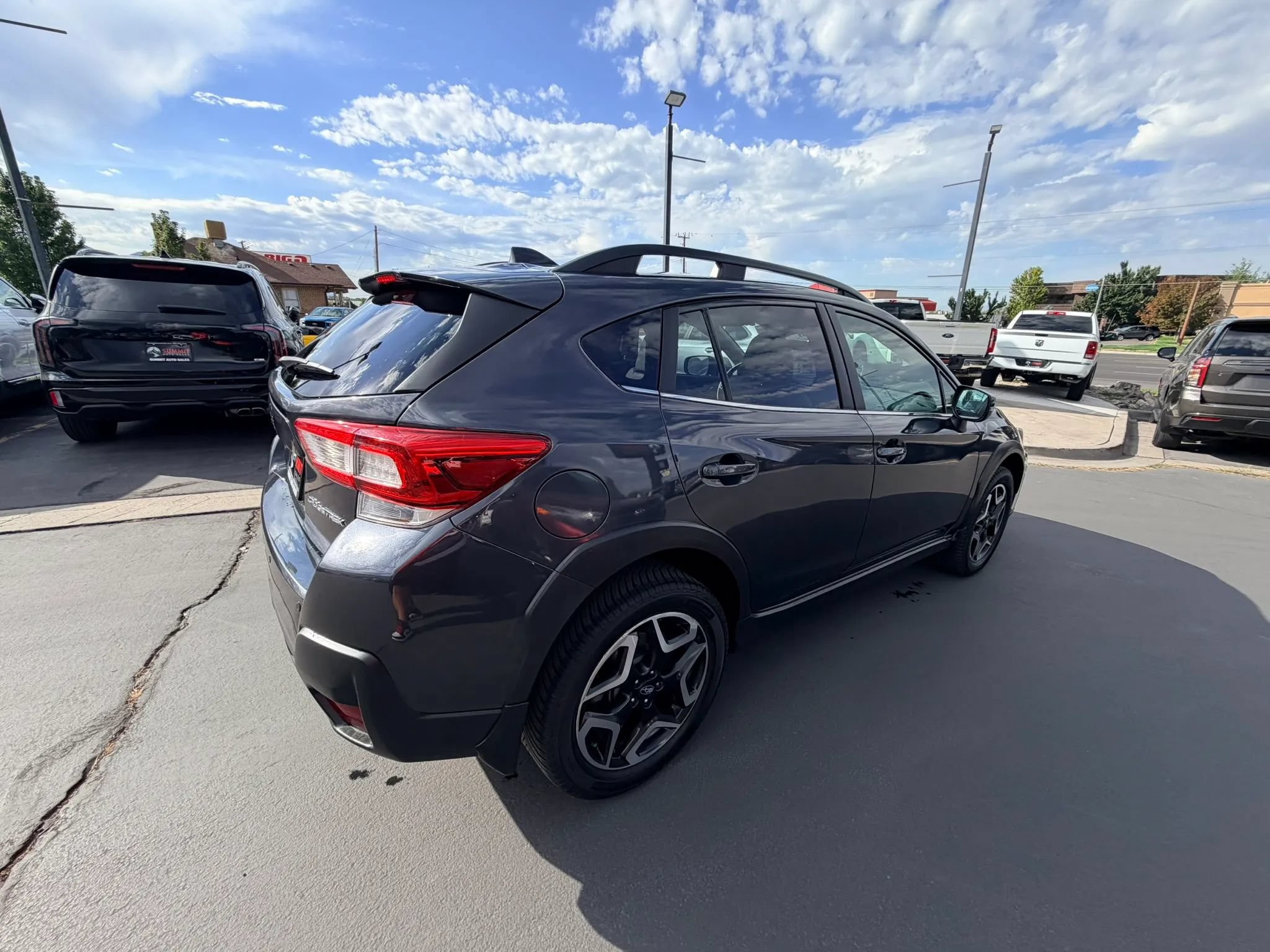 Used 2019 Subaru Crosstrek 2.0i Limited w/ Moonroof Package w/Navigation AWD/4WD image 4