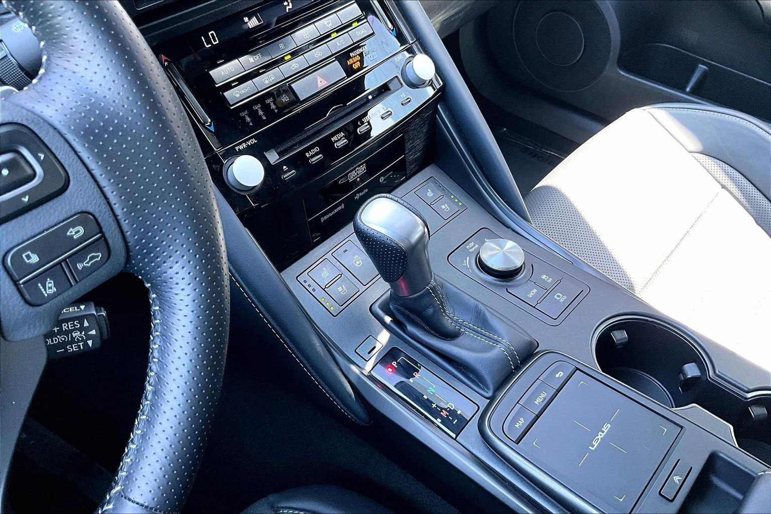 Used 2023 Lexus IS 350 F Sport RWD image 32