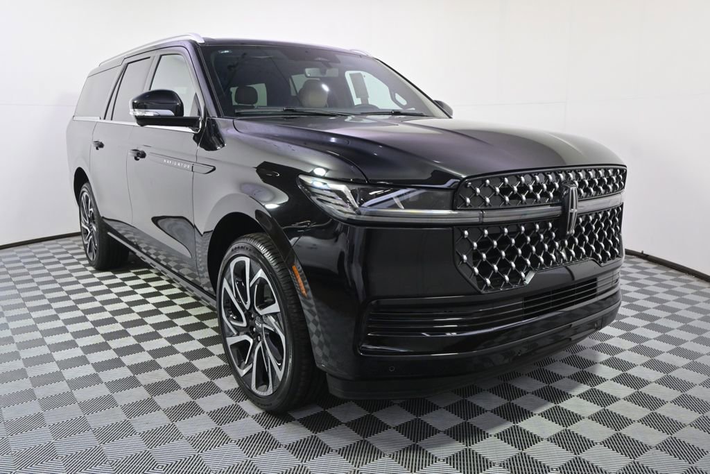 New 2026 Lincoln Navigator L Black Label AWD/4WD image 9