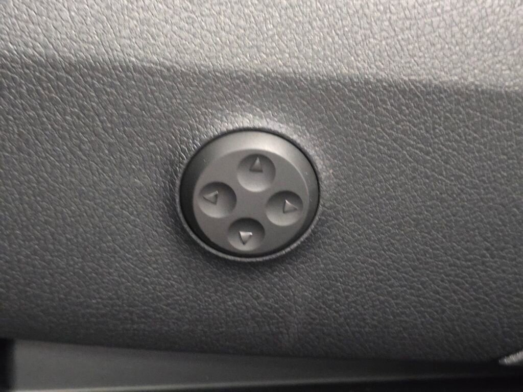 New 2026 Mercedes-Benz GLC 43 AMG 4MATIC image 22