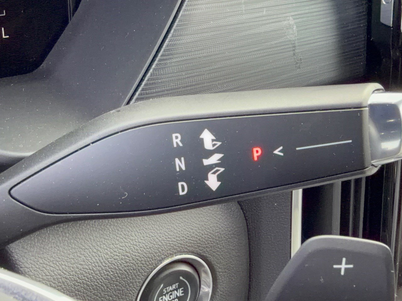 Used 2026 GMC Acadia Elevation w/ Elevation Premium Package FWD image 21