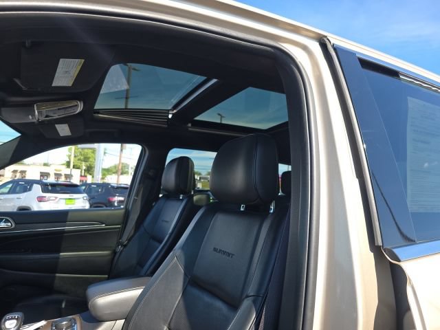 Used 2014 Jeep Grand Cherokee Summit AWD/4WD image 24