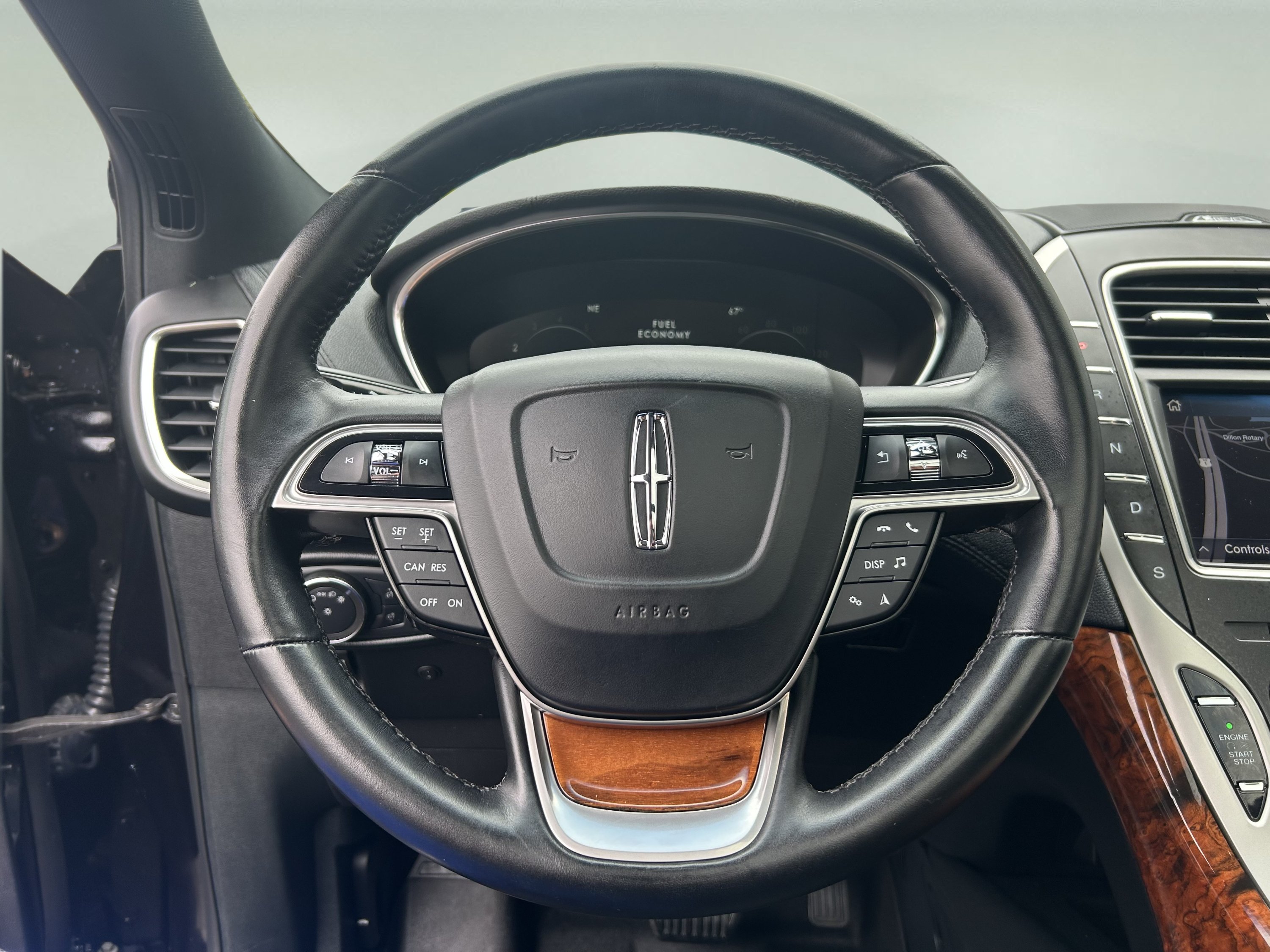 Used 2020 Lincoln Nautilus Reserve AWD/4WD image 12