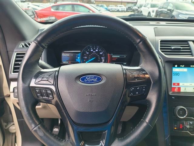 Used 2018 Ford Explorer XLT w/ Equipment Group 202A image 22