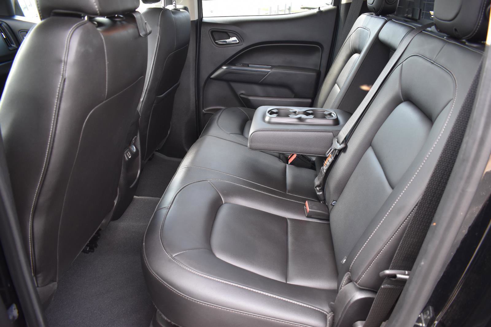 Used 2019 Chevrolet Colorado ZR2 w/ ZR2 Midnight Special Edition image 18