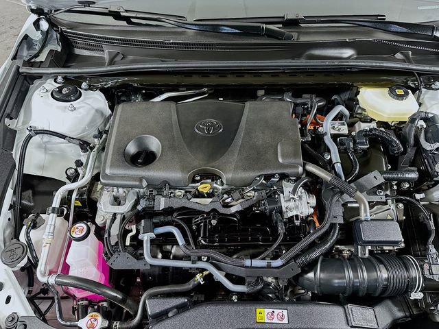 Used 2025 Toyota Camry XLE w/ Premium Plus Package image 33