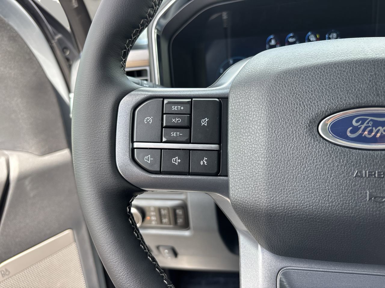 New 2026 Ford F350 Lariat image 30