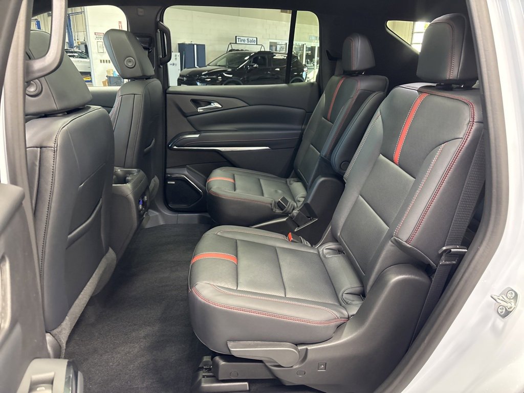 New 2026 Chevrolet Traverse RS image 38