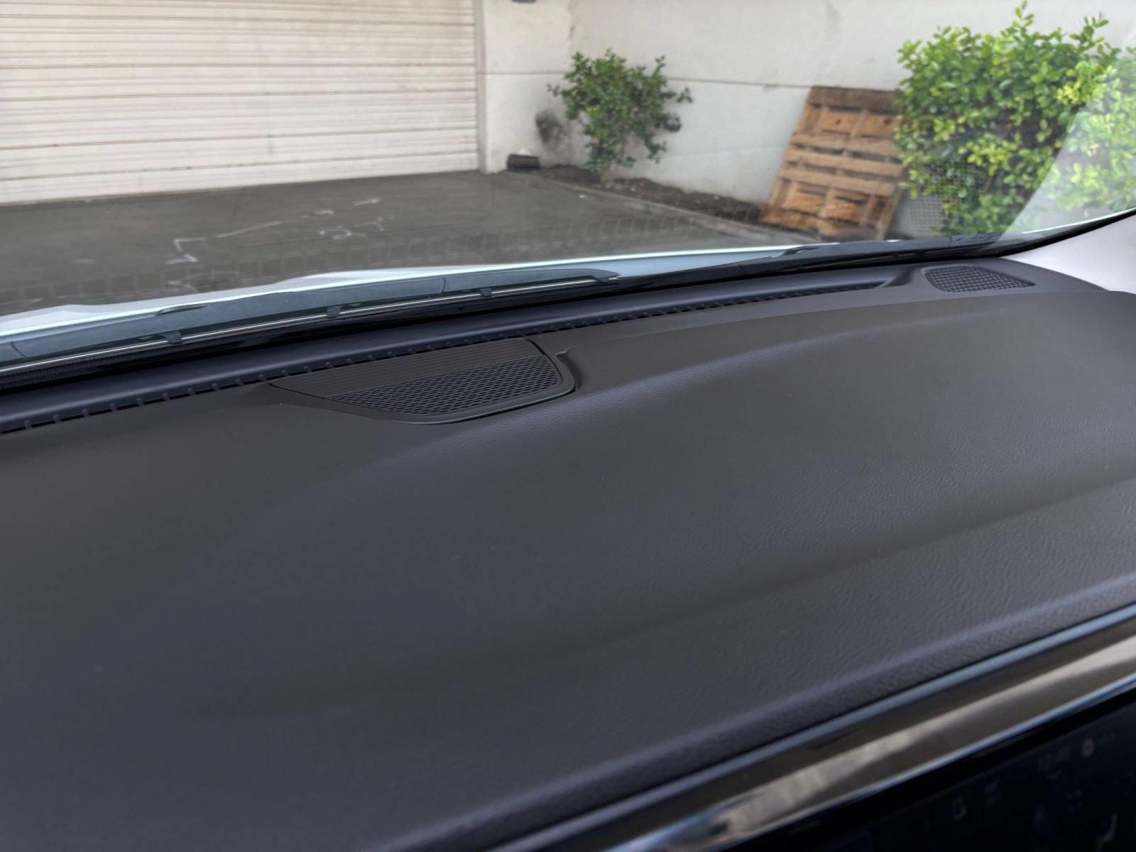Used 2024 Chrysler Pacifica Touring-L FWD image 16