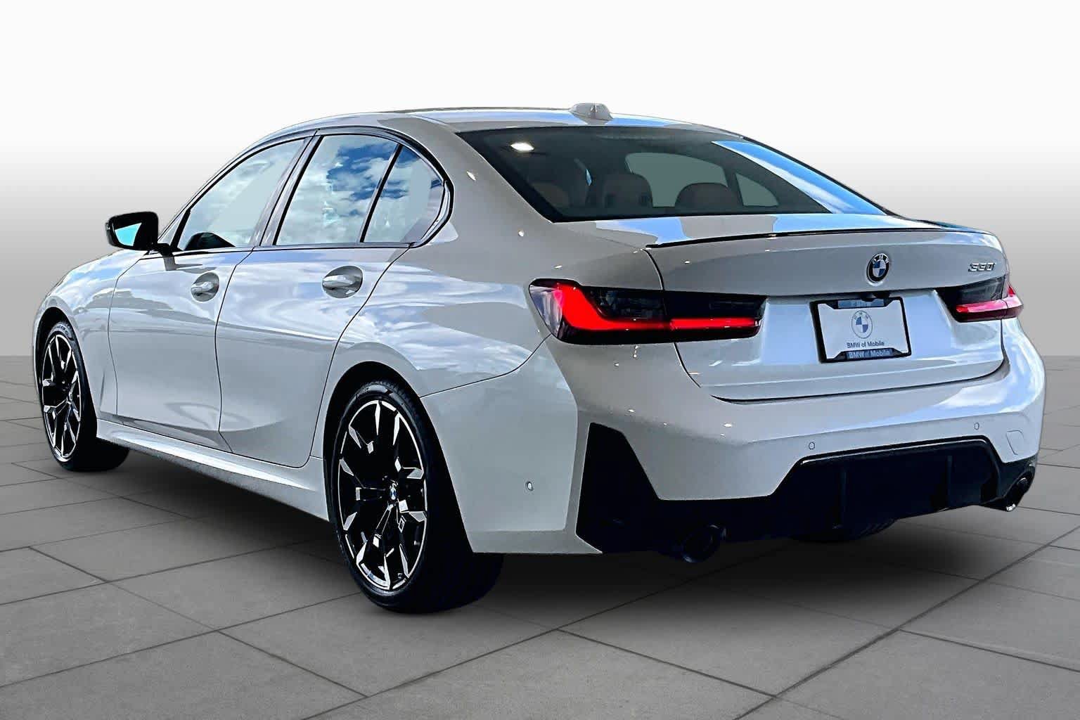 New 2026 BMW 330i Sedan w/ M Sport Package RWD image 12