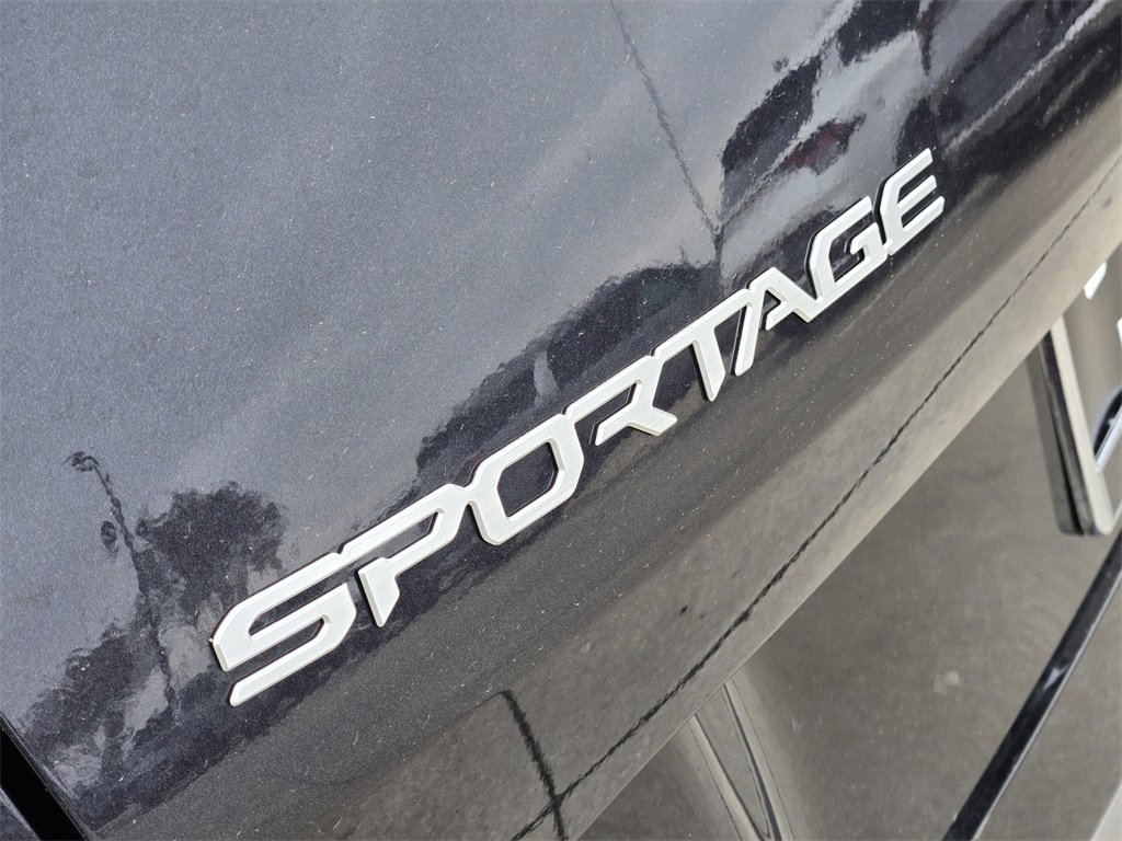 New 2026 Kia Sportage SX image 7