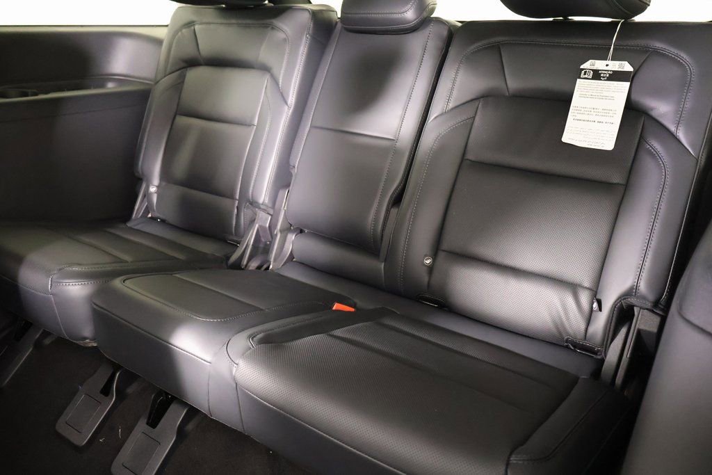 New 2025 Lincoln Navigator Reserve AWD/4WD image 13
