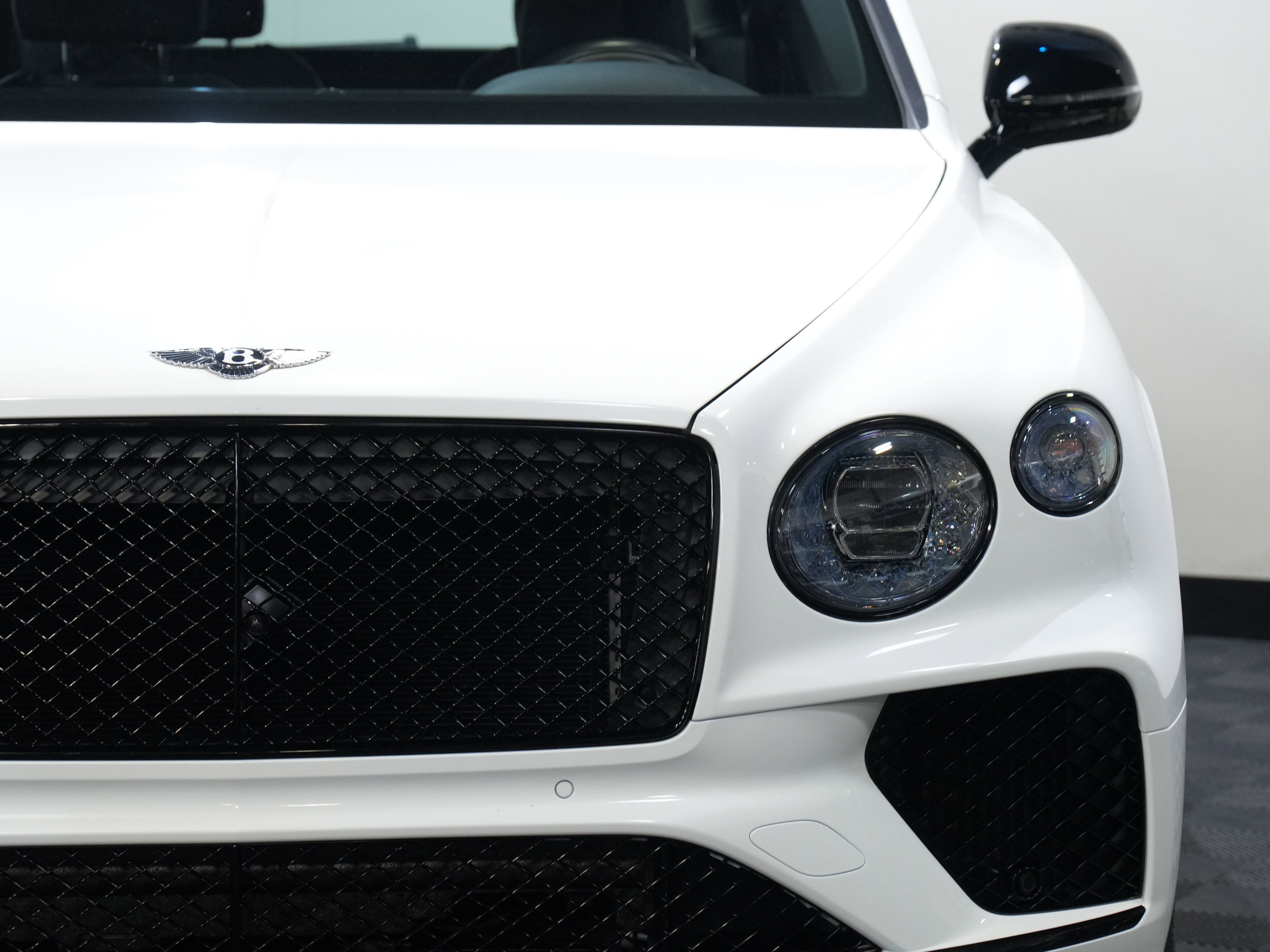 Used 2022 Bentley Bentayga image 10