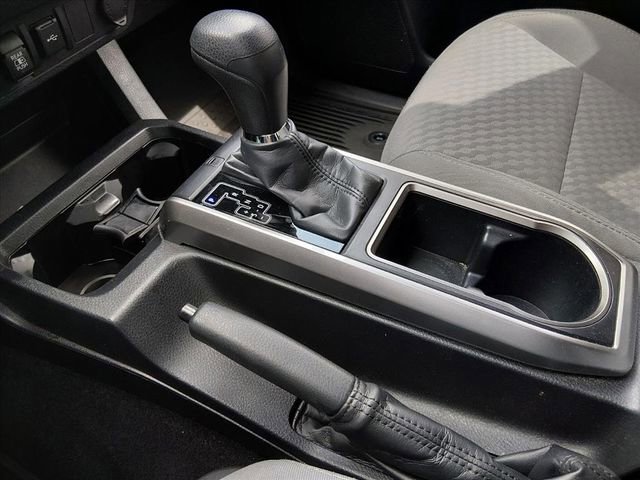 Used 2022 Toyota Tacoma SR5 w/ Technology Package RWD image 20