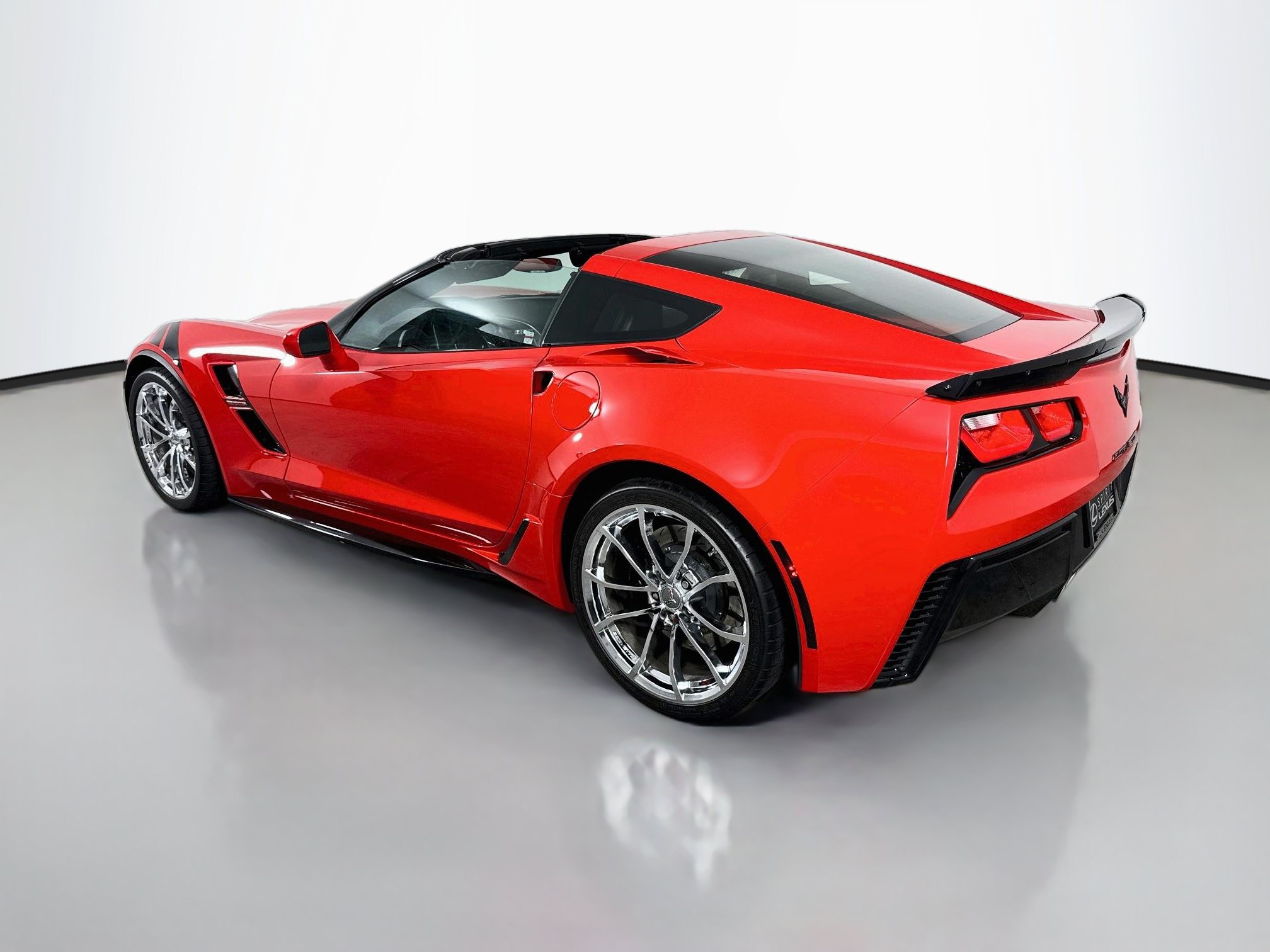 Used 2017 Chevrolet Corvette Grand Sport w/ Grand Sport Heritage Package RWD image 5