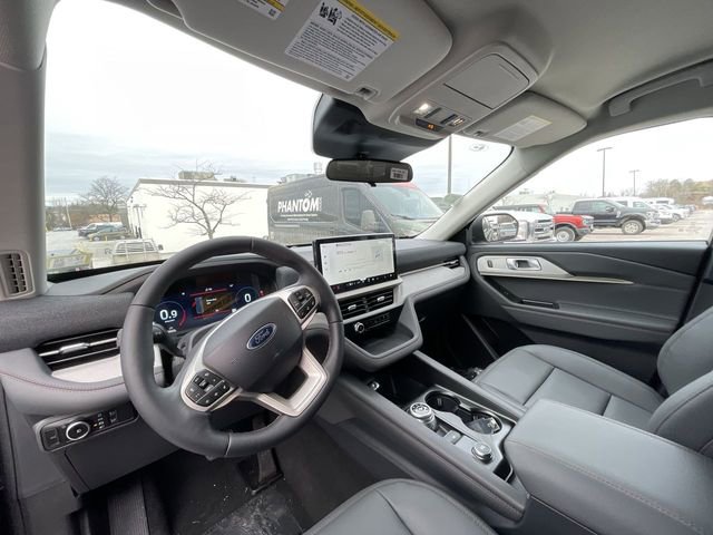 New 2026 Ford Explorer Active w/ Active Comfort Package image 15