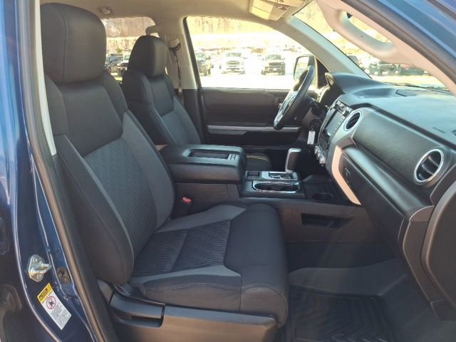 Used 2015 Toyota Tundra SR5 w/ SR5 Upgrade Package image 46