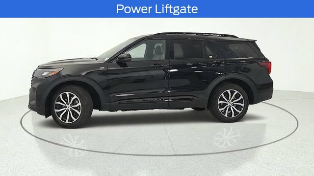 Certified 2026 Ford Explorer ST-Line AWD/4WD image 2