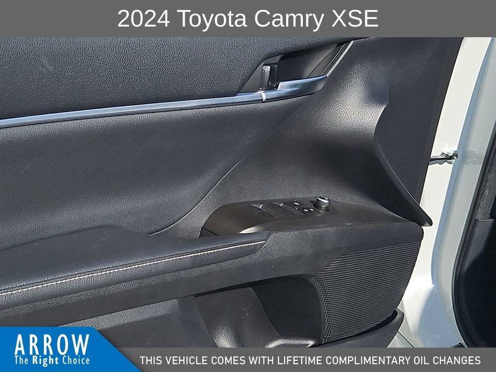 Used 2024 Toyota Camry XSE image 21
