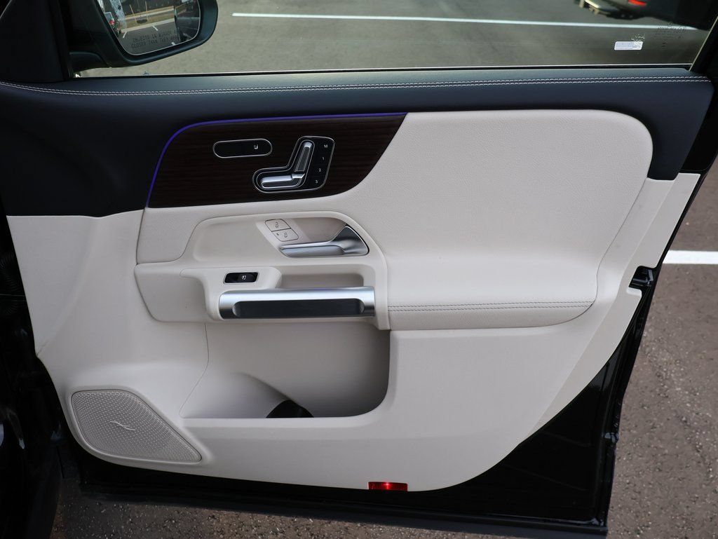 New 2026 Mercedes-Benz GLB 250 4MATIC image 13