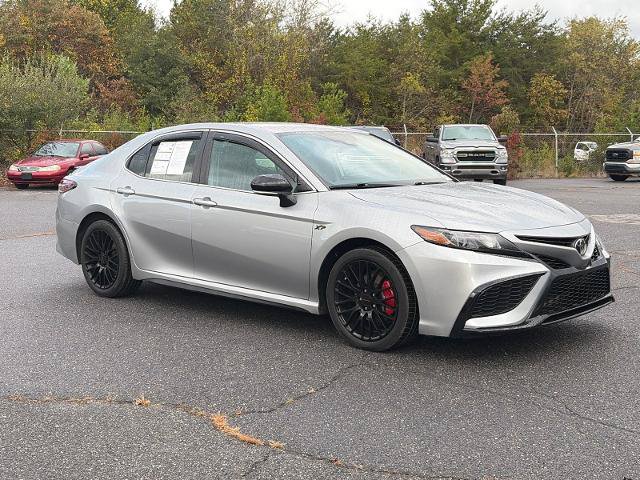 Used 2022 Toyota Camry SE w/ Convenience Package