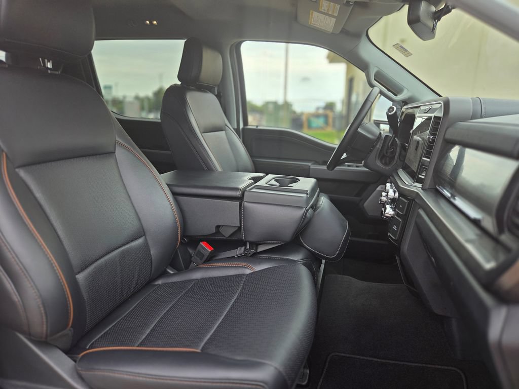Used 2025 Ford F350 Lariat w/ FX4 Off-Road Package AWD/4WD image 10