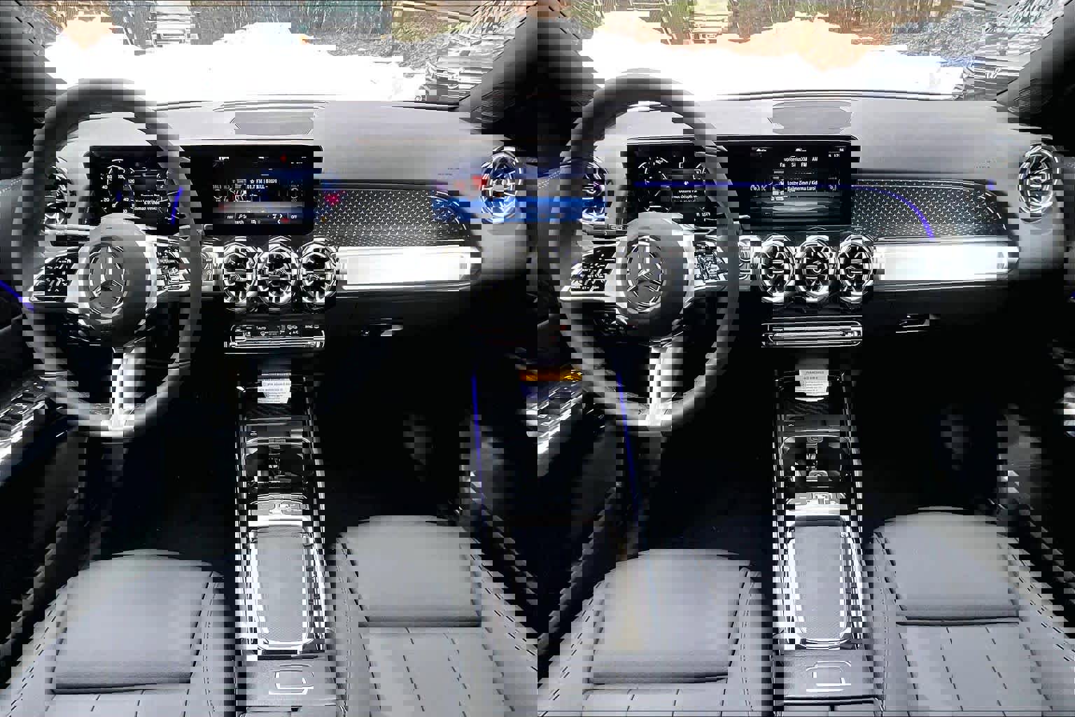 New 2026 Mercedes-Benz GLB 250 4MATIC image 8