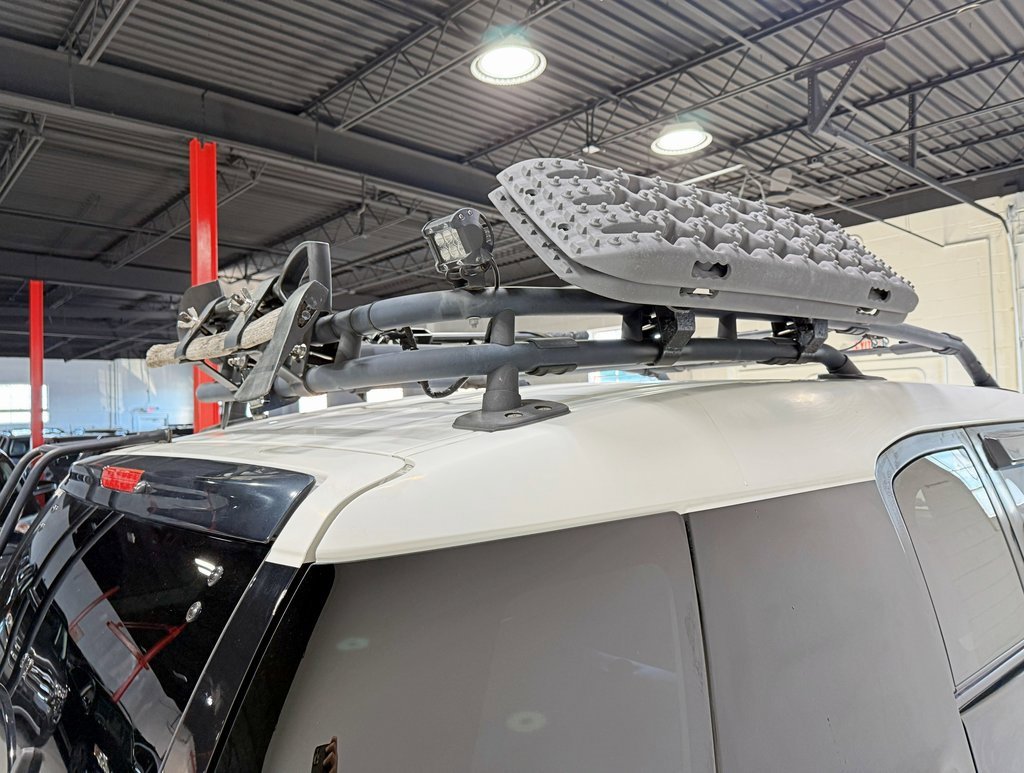 Used 2009 Toyota FJ Cruiser 4WD image 17