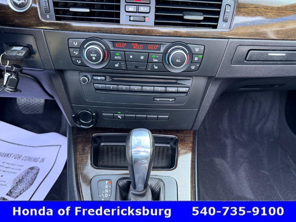 Used 2012 BMW 335i Convertible RWD image 33
