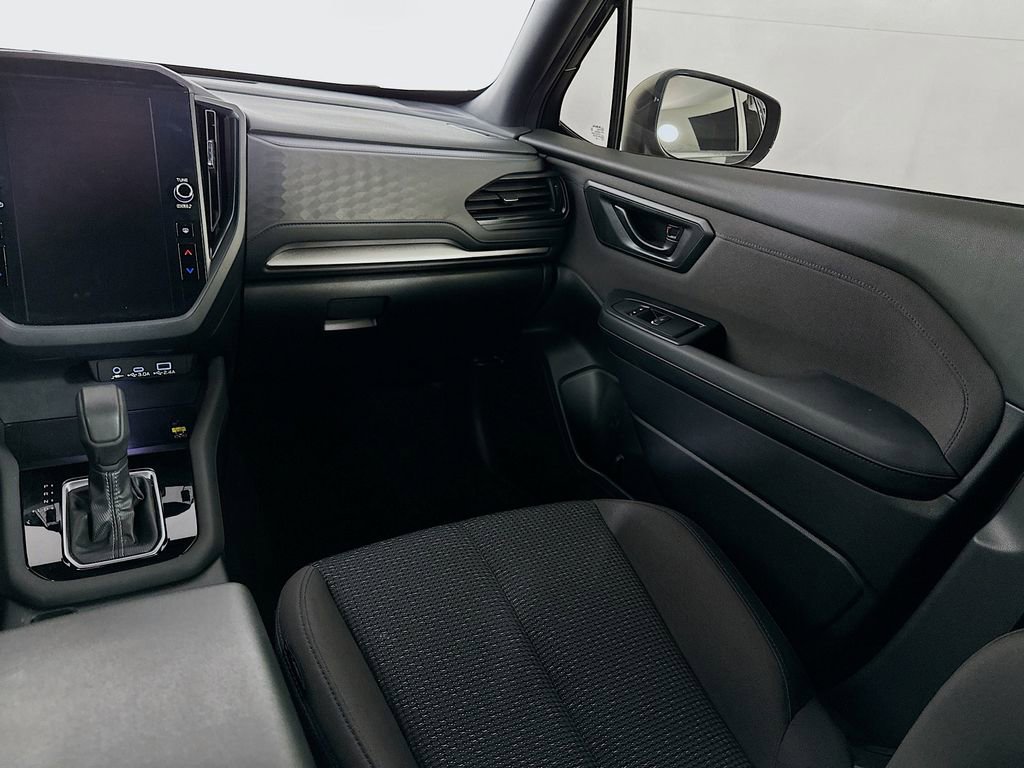 Certified 2025 Subaru Forester Premium image 31