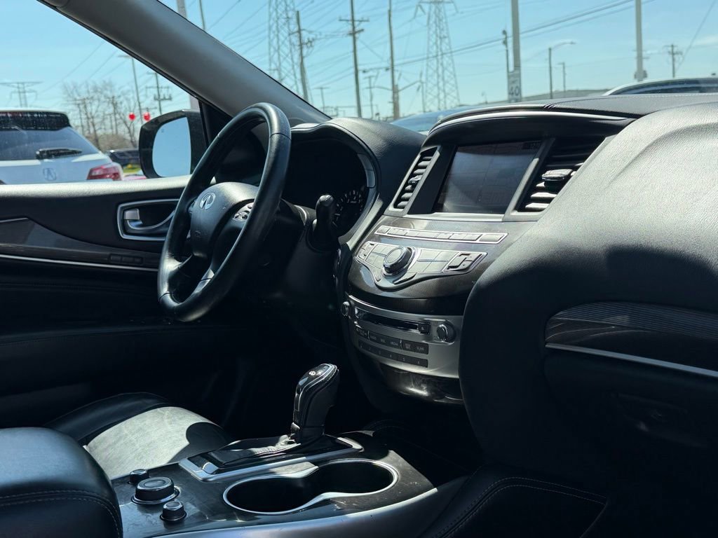 Used 2018 INFINITI QX60 AWD w/ Premium Plus Package image 16