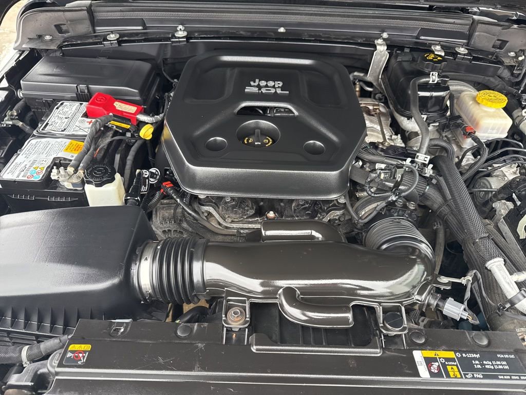 Used 2021 Jeep Wrangler Unlimited Sahara image 30