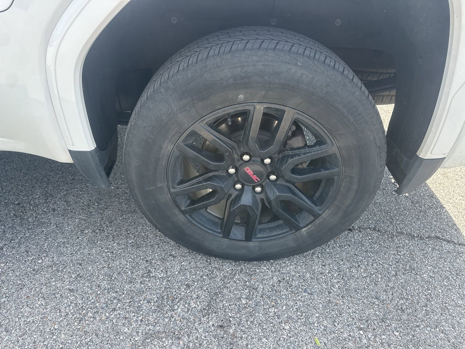 Used 2022 GMC Sierra 1500 Elevation w/ Preferred Package image 9