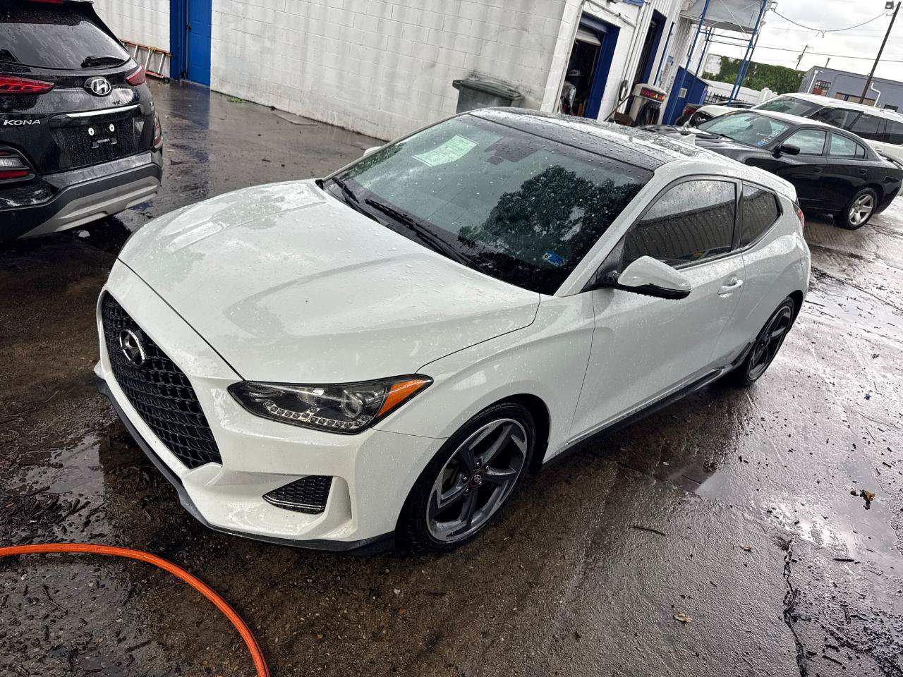 Used 2019 Hyundai Veloster Turbo FWD image 3