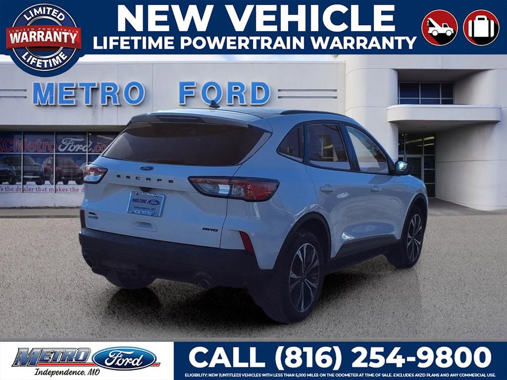 Used 2022 Ford Escape SEL w/ SEL Stealth AWD Package image 3