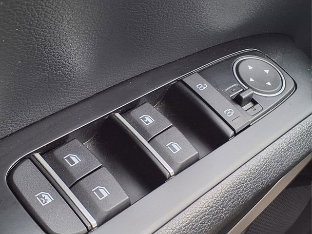 Used 2024 Kia Soul LX FWD image 26