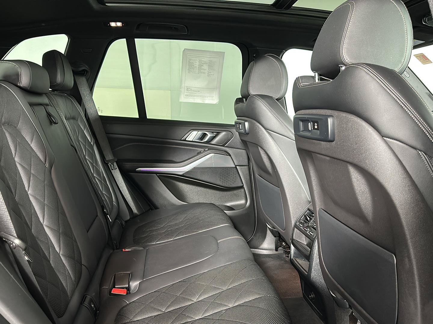 Used 2023 BMW X5 xDrive40i w/ Parking Assistance Package AWD/4WD image 32
