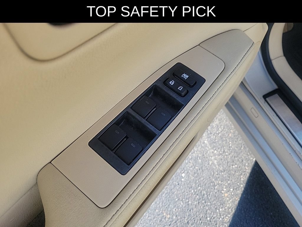 Used 2015 Lexus ES 350 w/ Premium Package FWD image 19