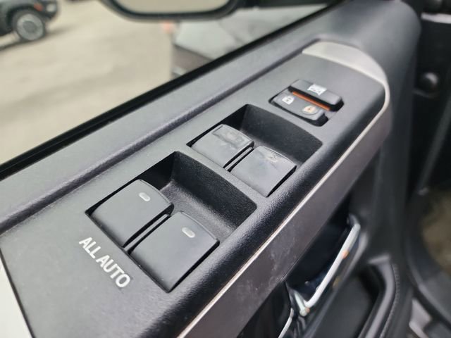 Used 2019 Toyota 4Runner SR5 image 11