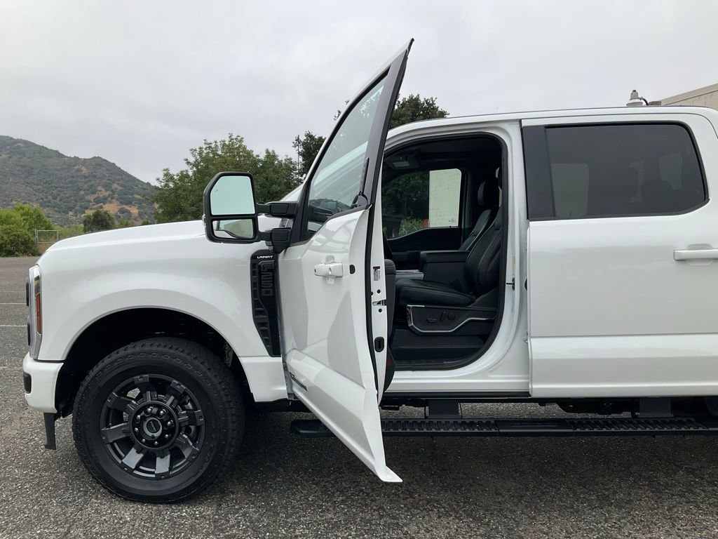Used 2024 Ford F250 Lariat w/ Lariat Ultimate Package image 57