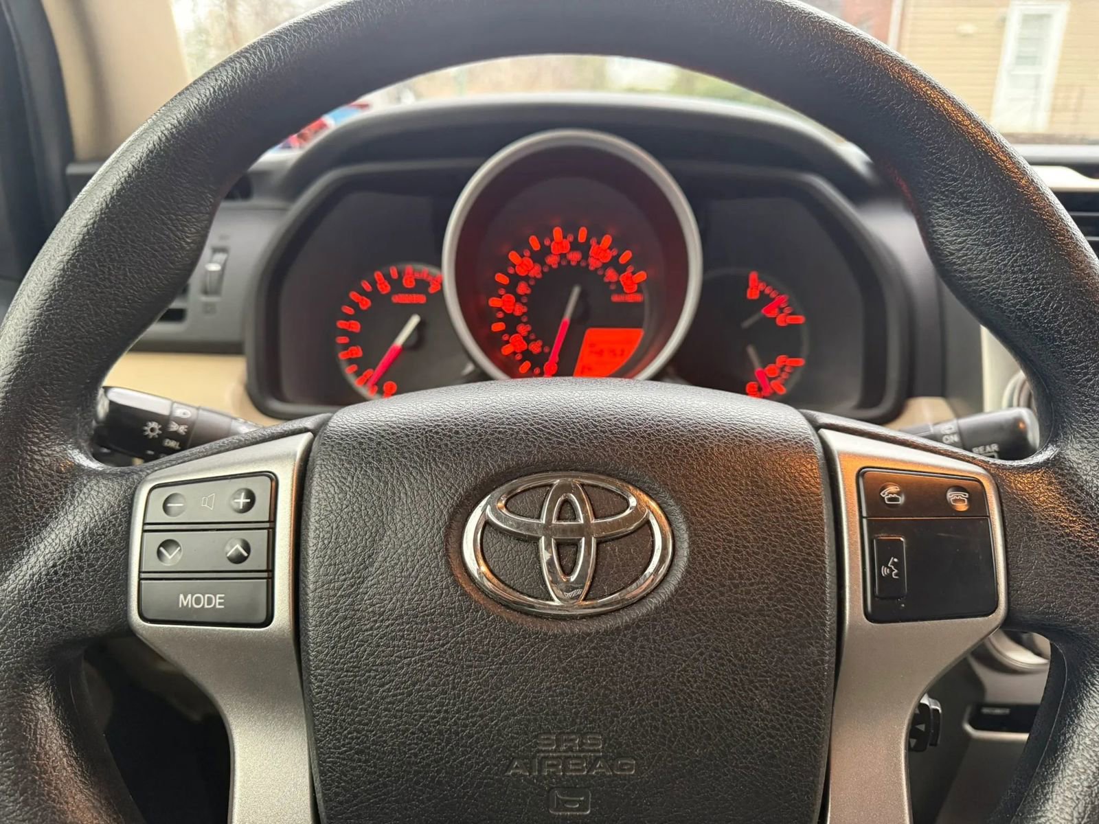 Used 2013 Toyota 4Runner SR5 w/ Convenience Pkg image 13