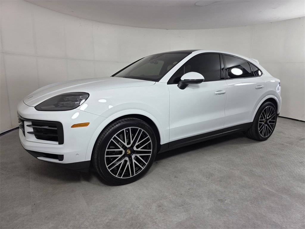 Used 2024 Porsche Cayenne S image 8