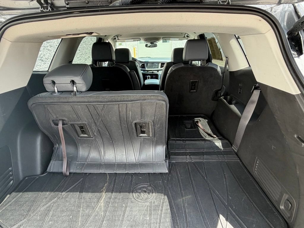 Used 2019 Buick Enclave Essence AWD/4WD image 2