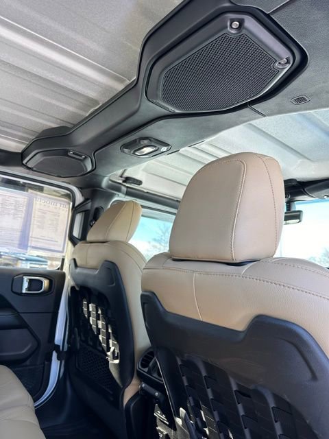 Used 2018 Jeep Wrangler Unlimited Rubicon image 35