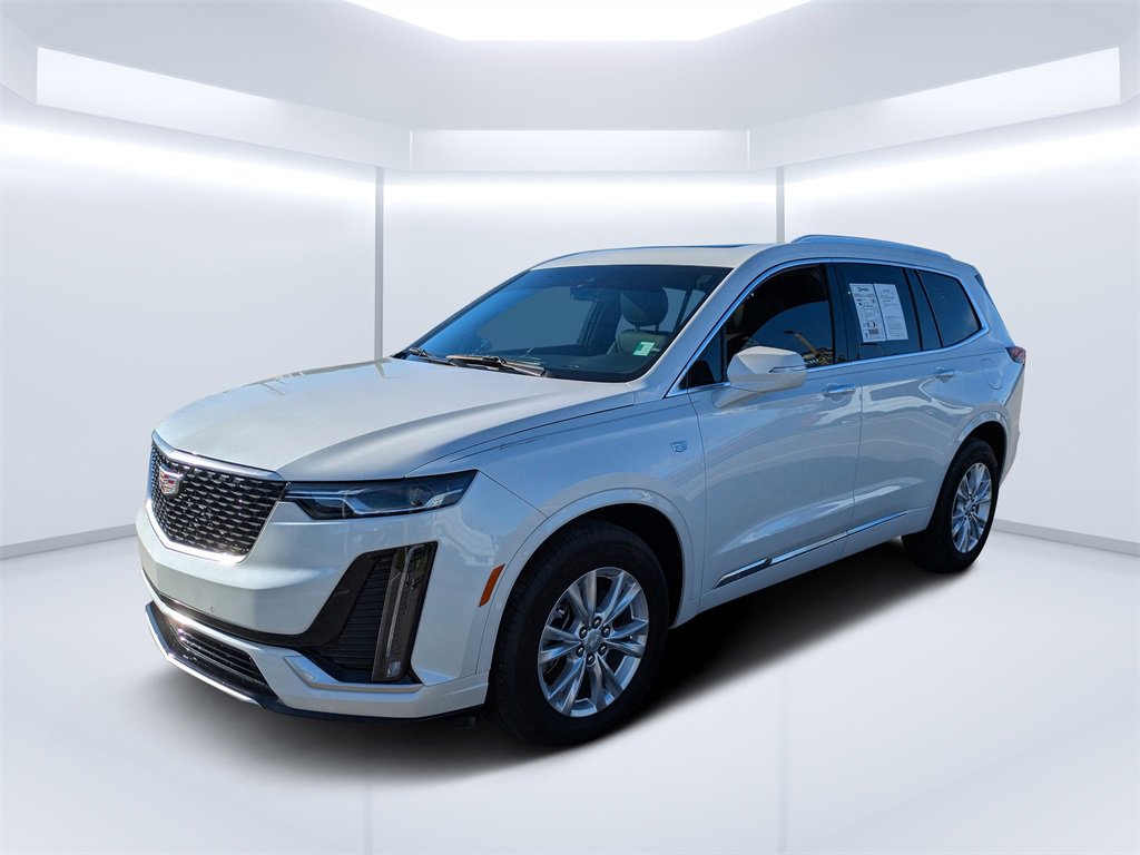 Used 2025 Cadillac XT6 Luxury image 7