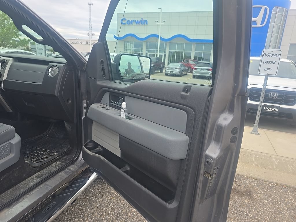 Used 2013 Ford F150 XLT w/ Luxury Equipment Group AWD/4WD image 7