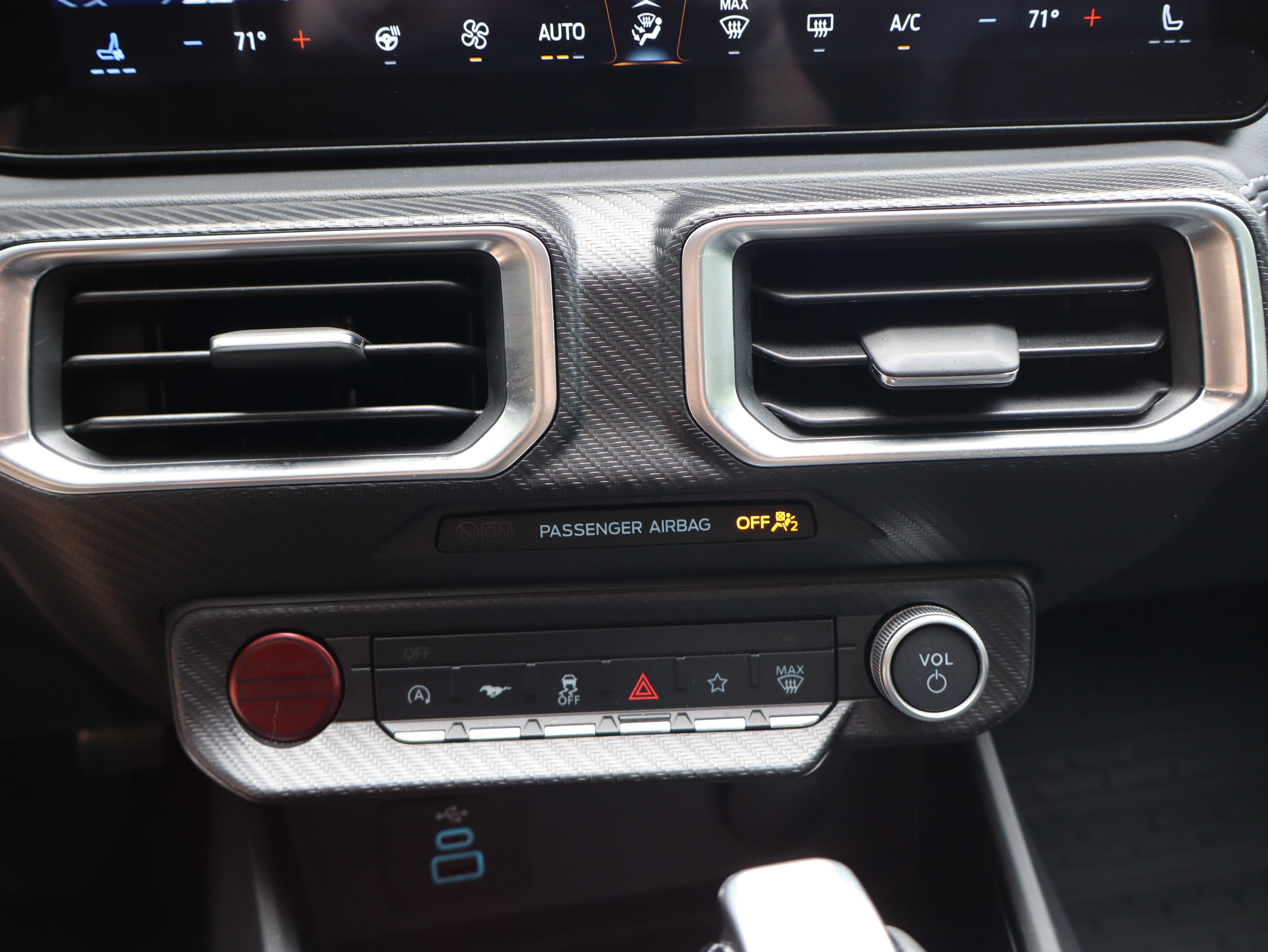 Used 2025 Ford Mustang GT Premium RWD image 40