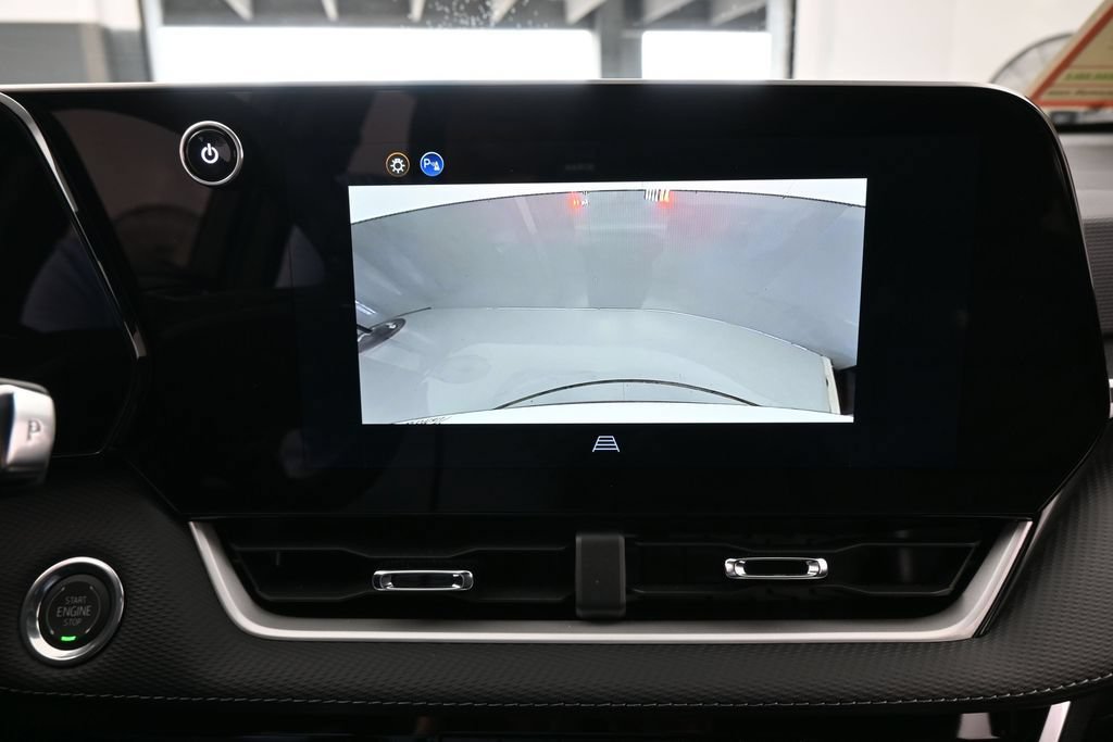 Used 2026 Chevrolet Equinox LT FWD image 23